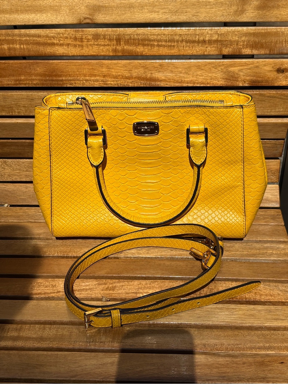 SOLD! Michael Kors Yellow Selma Satchel + a NWT Card Case to Create a Set! - Picture 4 of 11